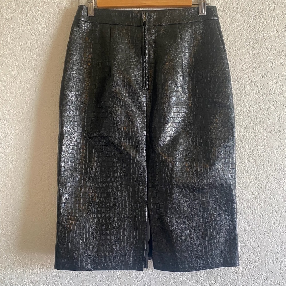 Modcloth Black Textured Skirt - Picture 2 of 6